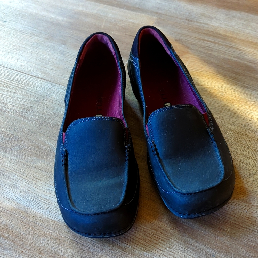 5.5 Merrell flats